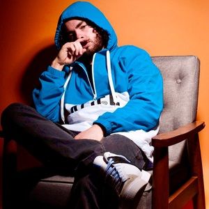 Meet your Posher, Rayre